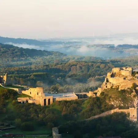 Апартаменты Diamond In Old Town With Free Parking *