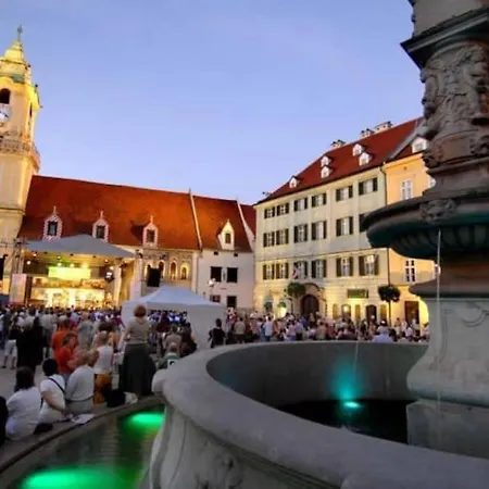 Apartment Diamond In Old Town With Free Parking *