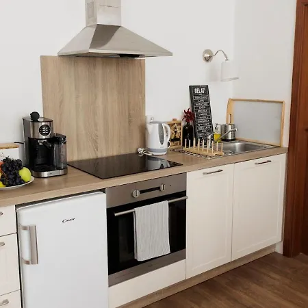 Appartement Diamond In Old Town Bratislava