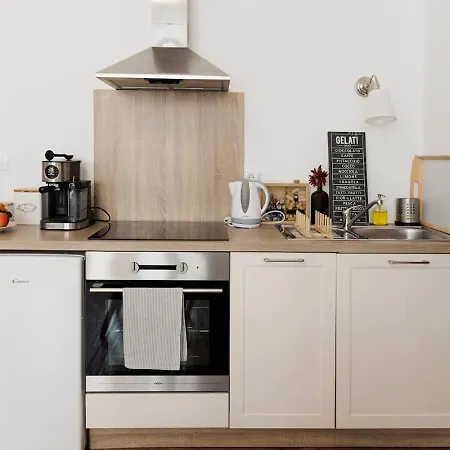 Diamond In Old Town With Free Parking Apartment Bratislava