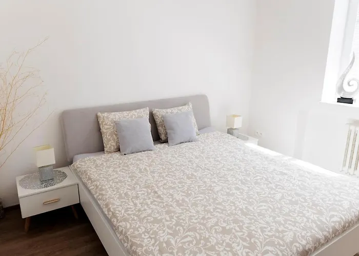 Diamond In Old Town With Free Parking * Bratislava