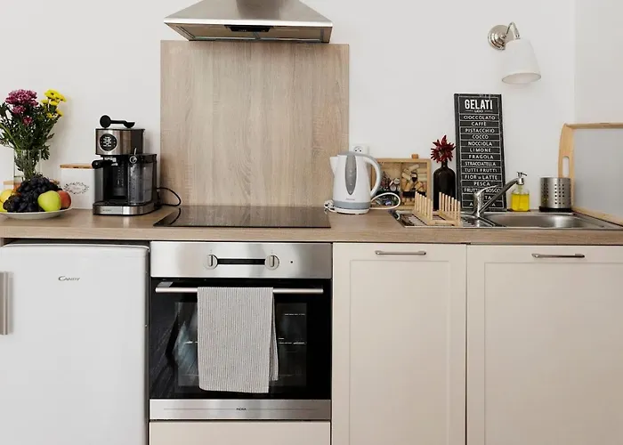 Diamond In Old Town With Free Parking Bratislava