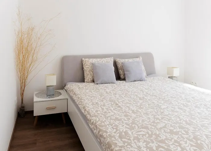 Diamond In Old Town With Free Parking Apartmán